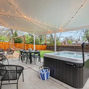 https://mile-hi-amenities-galore.seedenverhotels.com